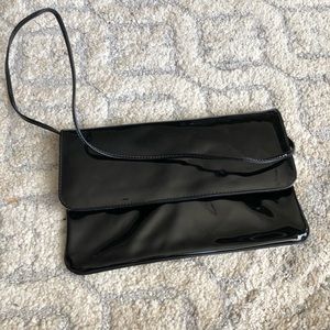 😍😍Glossy Classic Black Clutch